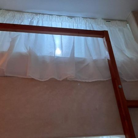 טגזוט Private Room In Apartment Tov מראה חיצוני תמונה