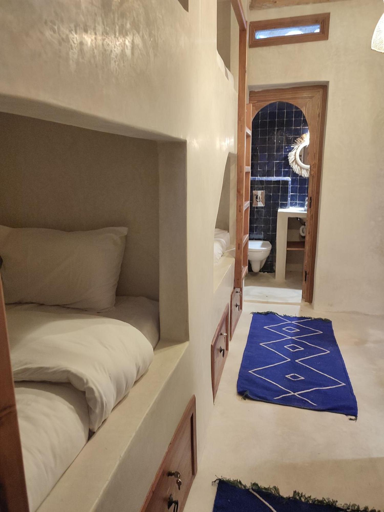 טגזוט Private Room In Apartment Tov מראה חיצוני תמונה