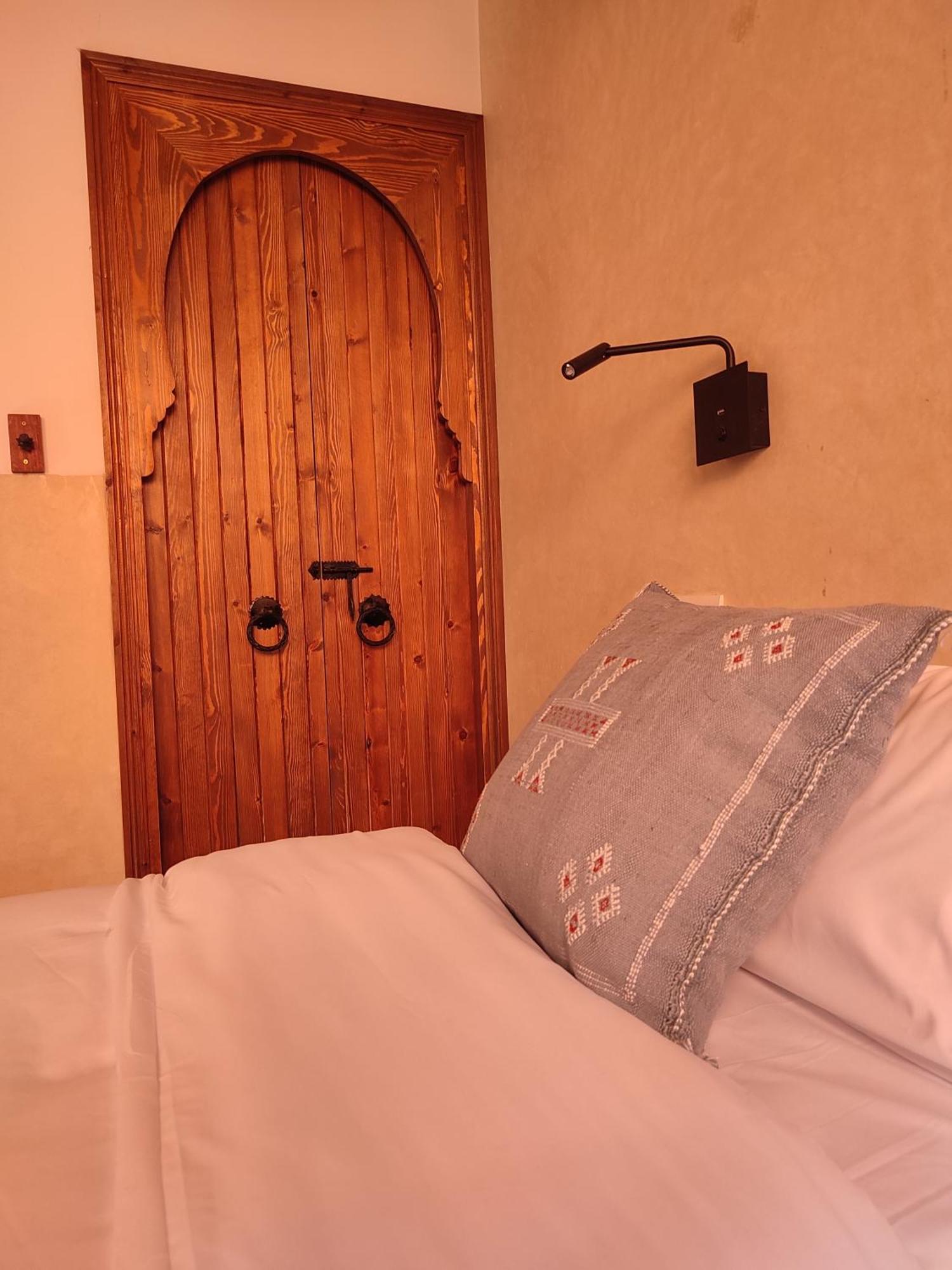 טגזוט Private Room In Apartment Tov מראה חיצוני תמונה