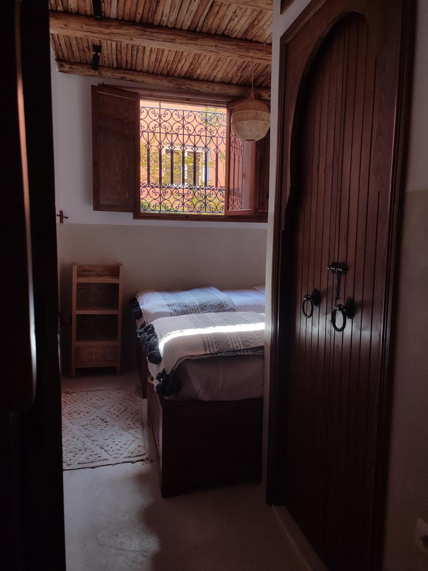 טגזוט Private Room In Apartment Tov מראה חיצוני תמונה