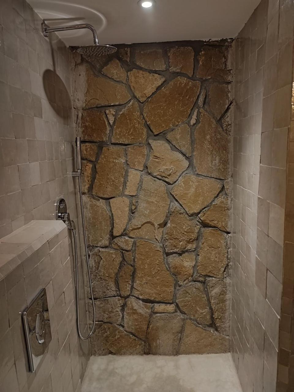 טגזוט Private Room In Apartment Tov מראה חיצוני תמונה